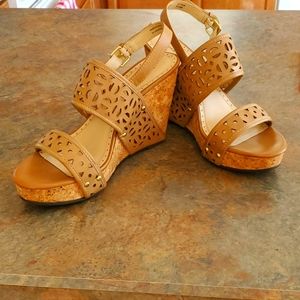 Adrienne Vittadini wedges